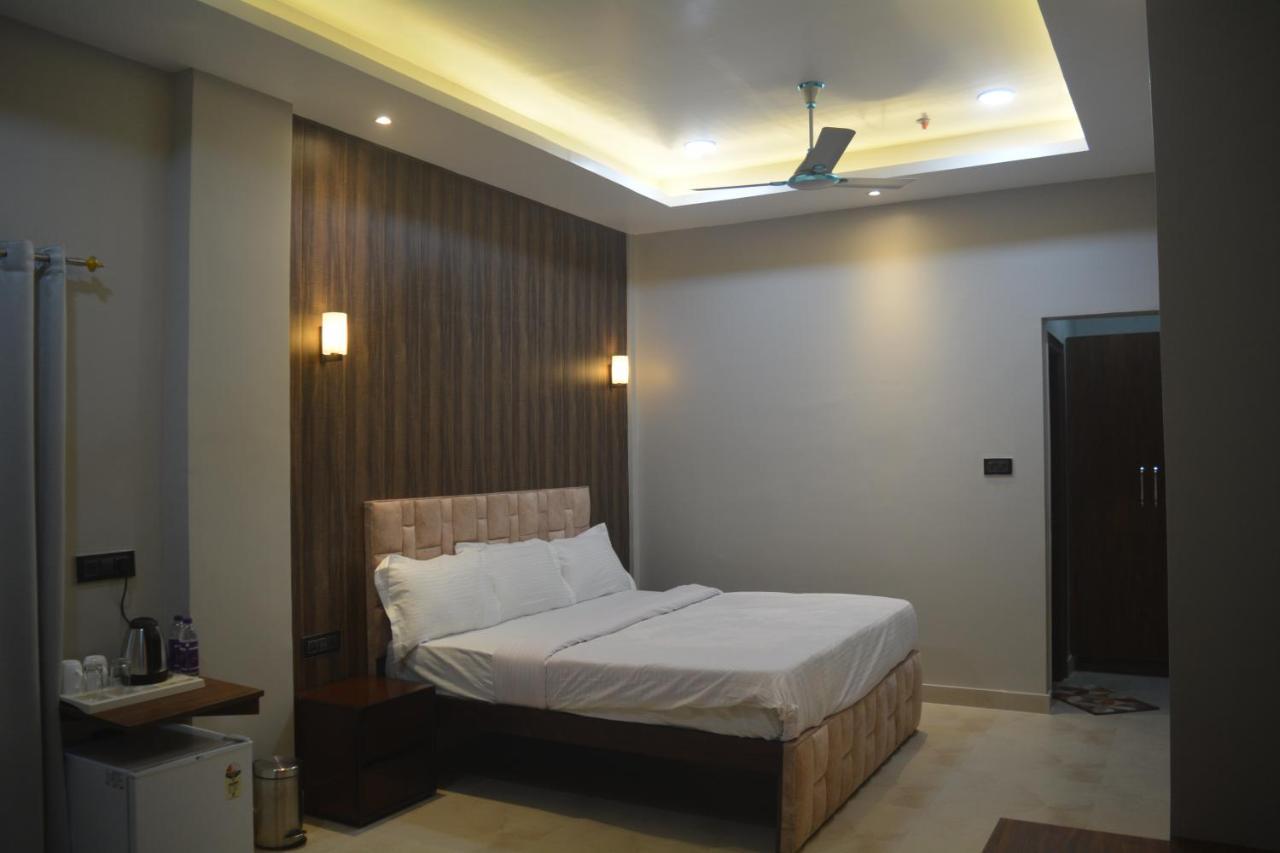 Maharaja Hotel & Banquet Darbhanga Exterior photo